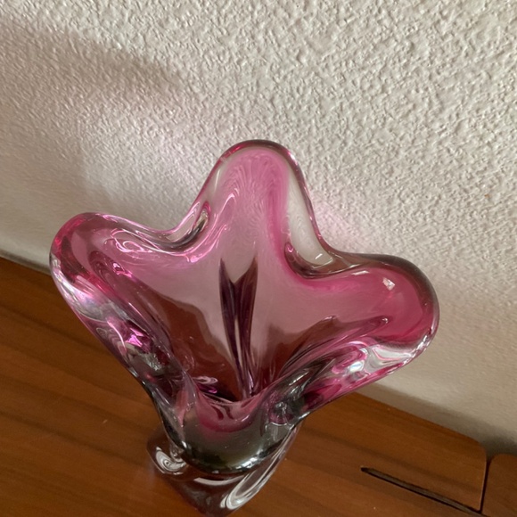 Chribska Bohemian Czech Republic Ruby Vase - Picture 3 of 8